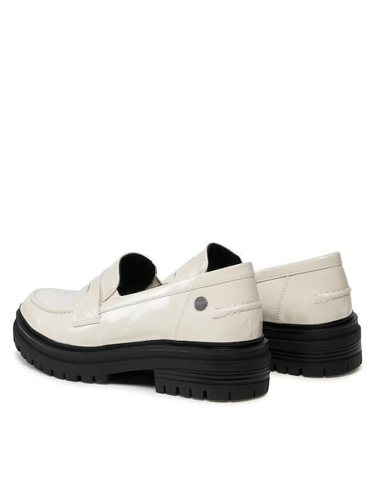 Refresh Women's Loafers in White Color