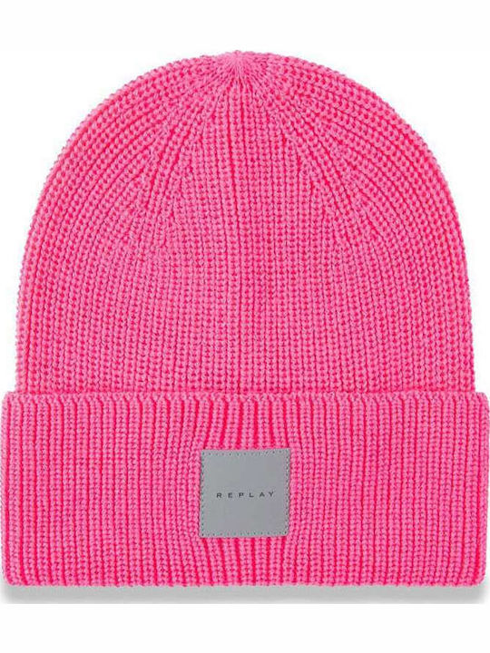Beanie Beanie Knitted in Fuchsia color
