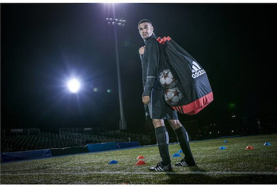 adidas în Culoarea Negru