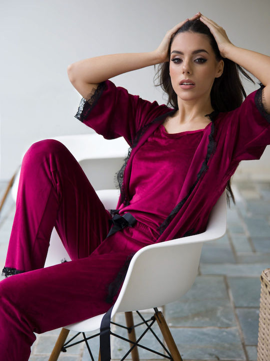 Arcan Winter Women's Pyjama Set ''Women's Pussama Set - Roba Veludo '' does not mention any color.
