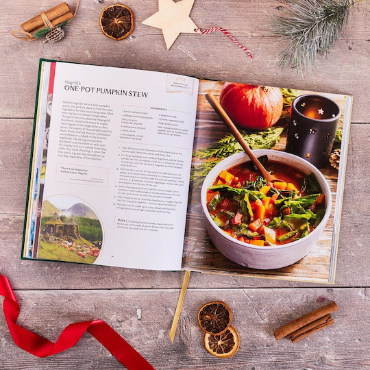 Harry Potter: Official Christmas Cookbook