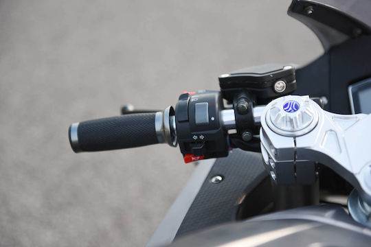 WheelnWater Електрически мотоциклет Мощност 5000W Автономия 150км