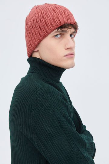 Beanie Unisex Beanie Knitted in Burgundy color