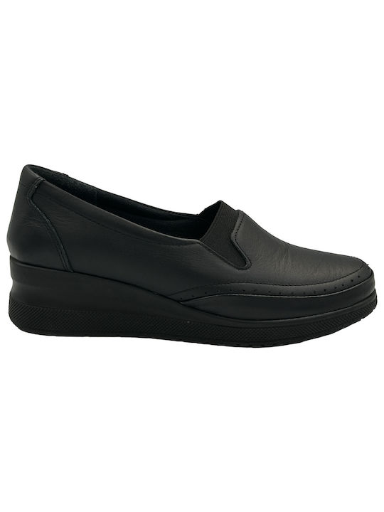 Pace Comfort Women's Moccasins in Black Color