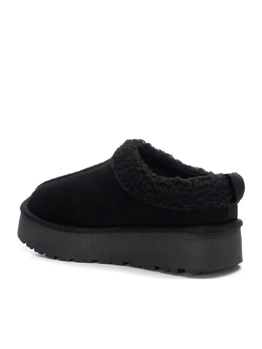 Closed Women's Slippers Black