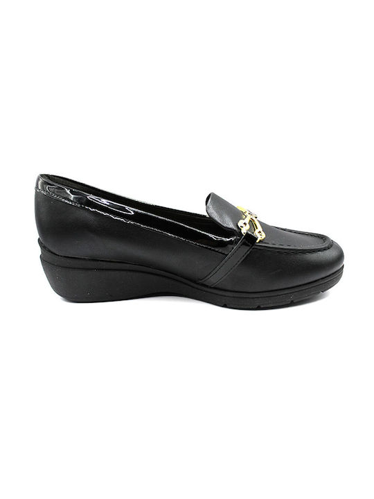 Piccadilly Women's Moccasins in Black Color