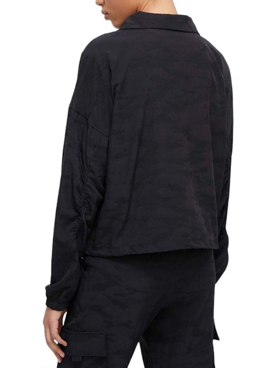 DKNY