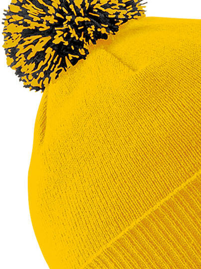 B450 Pom Pom Beanie Unisex Beanie Knitted in Gold color