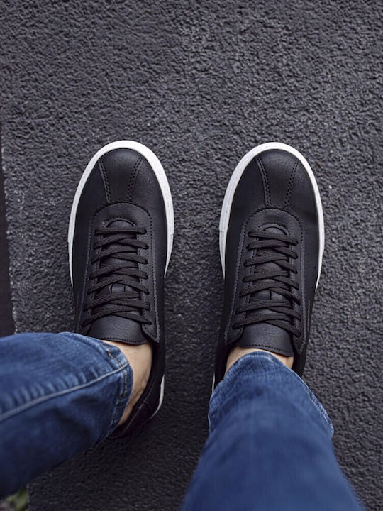 Sneakers Black and white