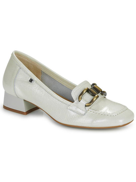 Dorking Women's Moccasins in White Color