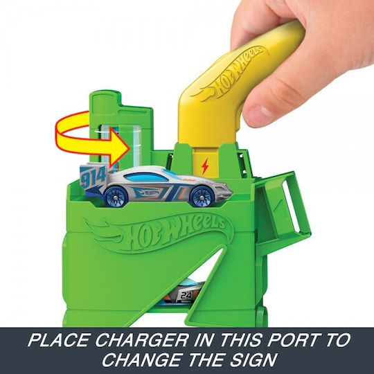 Hot Wheels Fuel Station Toy Car Scale 1:64 For 4+ Years