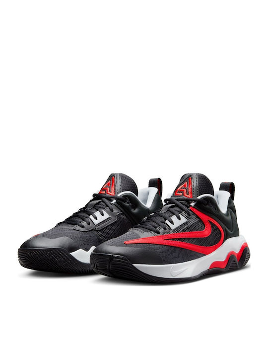 Giannis Immortality 3 Low Basketball Shoes Black / White