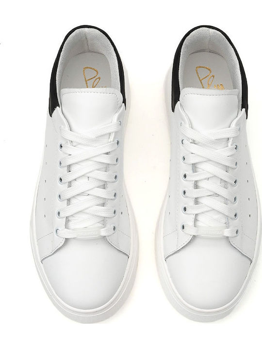 Sneakers White
