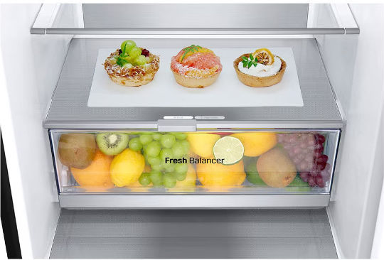 LG Fridge-Freezer 387lt Total NoFrost H203xW59.5xD67.5cm Black GBV7280AEV