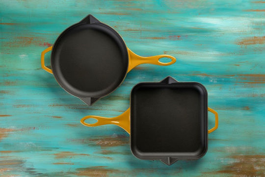 Hosse Pan made of Cast Iron with Enamel Coating 24cm