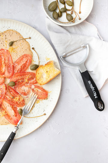 Microplane Obst- & Gemüseschäler/Reiniger aus Edelstahl