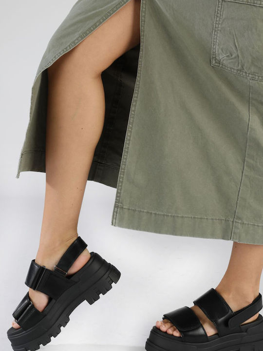 Women's Flat Sandals in Black Color
