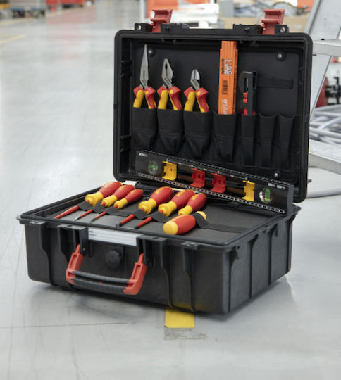 Wiha Tool Case with 18 Electrician's Tool Set