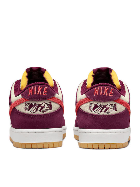 Dunk Low SB Sneakers Burgundy