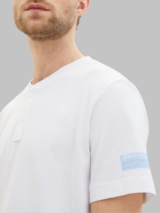 T-shirt White