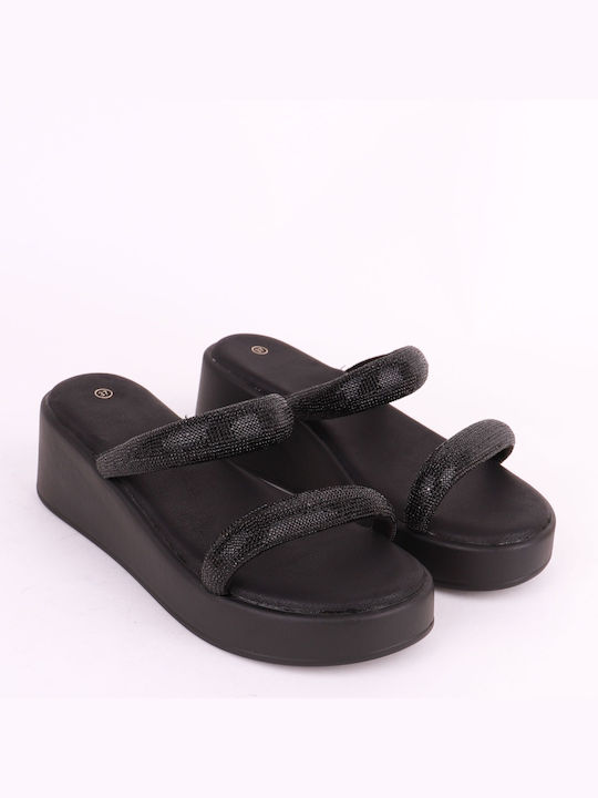 Alta Moda Women's Flat Sandals in Black Color