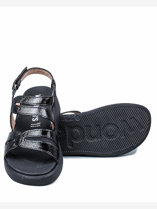 Lack V Leather Women's Flat Sandals in Black Color