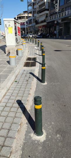 Traffic Columns Green W80xH80cm