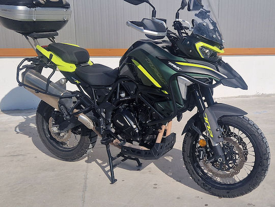 Cosmo Carina Benelli Trk 702 702x