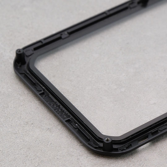 Love Mei Umschlag Rückseite Metallisch Schwarz (iPhone 12 / 12 Pro)