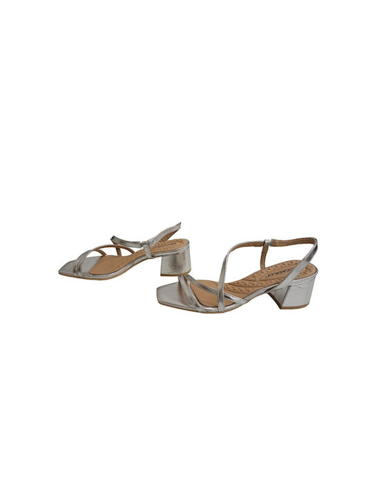 Piccadilly Damen Sandalen mit niedrigem Absatz in Silber Farbe