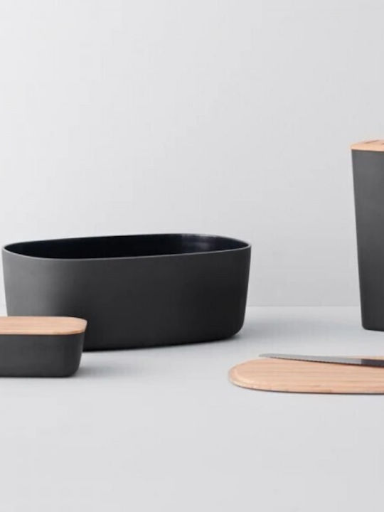 Stelton Ψωμιέρα με Καπάκι Ξύλινη Μαύρη 34.5x22.5x13cm
