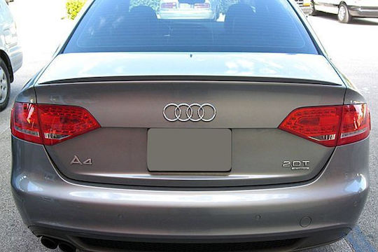 Спойлер на багажника от пластмаса Audi