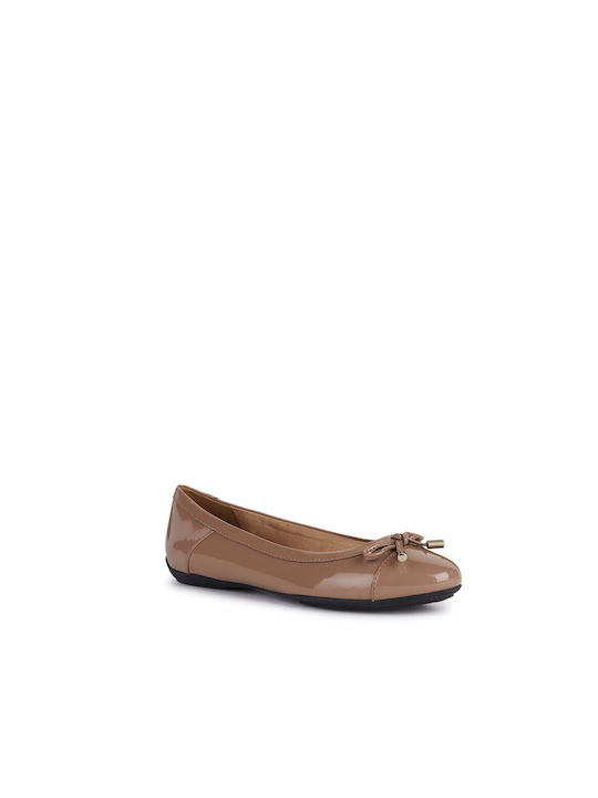 Camper Leather Pointy Ballerinas Brown