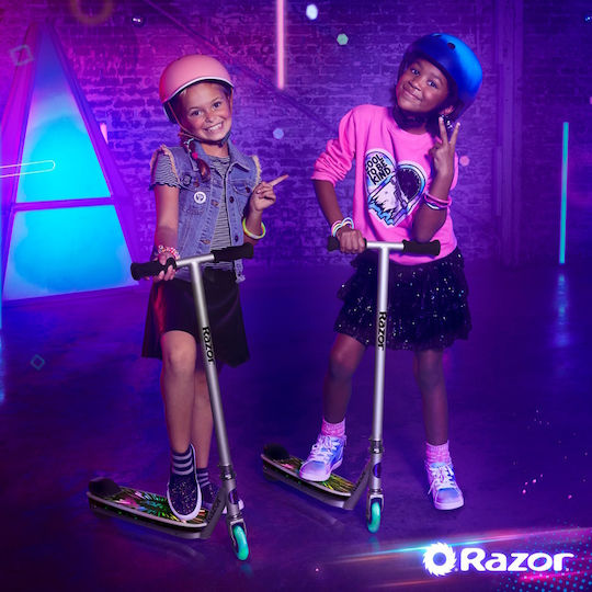 Razor Color Rave Trotinetă Electrică Pentru Copii Cu Viteză Maximă De 12km/h Și Autonomie De 6km În Culoare Argintie