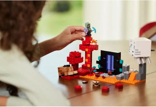 LEGO Minecraft The Nether Portal Ambush για 8+ Ετών