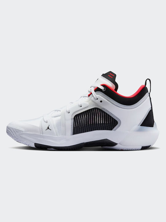 Air  37 Нисък Баскетболни обувки White / Black / Siren Red