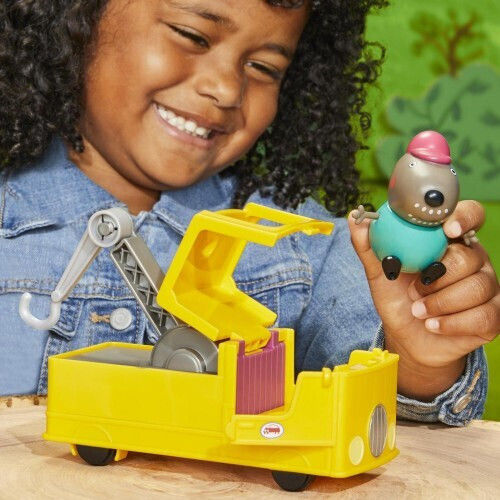 Hasbro Granddad Dogs Tow Truck Peppa Pig for 3+ Years