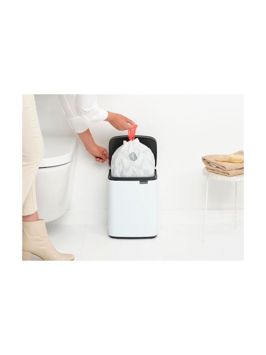 Brabantia Κάδος Bo Απορριμμάτων Πλαστικός με Αιωρούμενο Καπάκι Λευκός 7lt