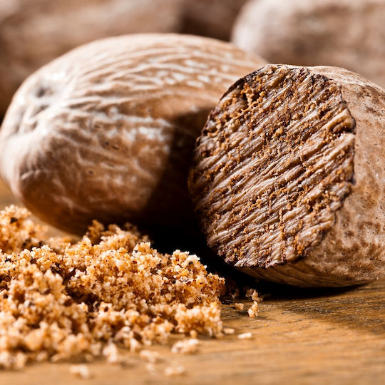 Indonesian Nutmeg Whole 10 Gr