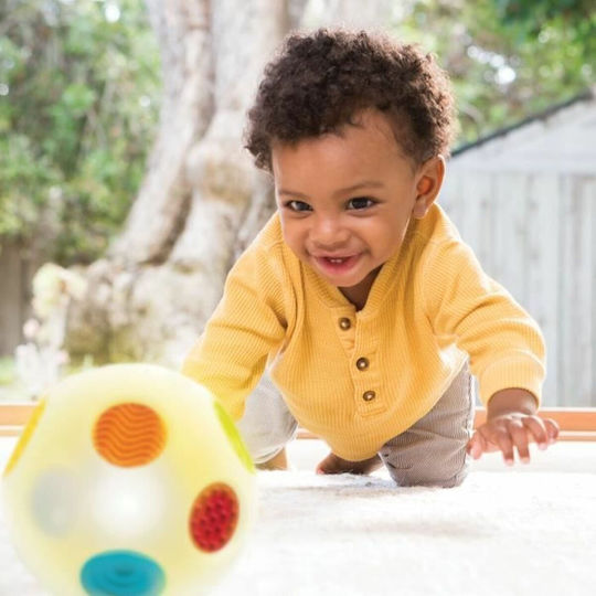 Infantino Ball with Sounds for 10++ Months