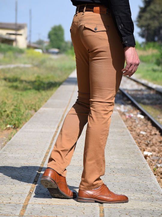 Hose Chino Braun