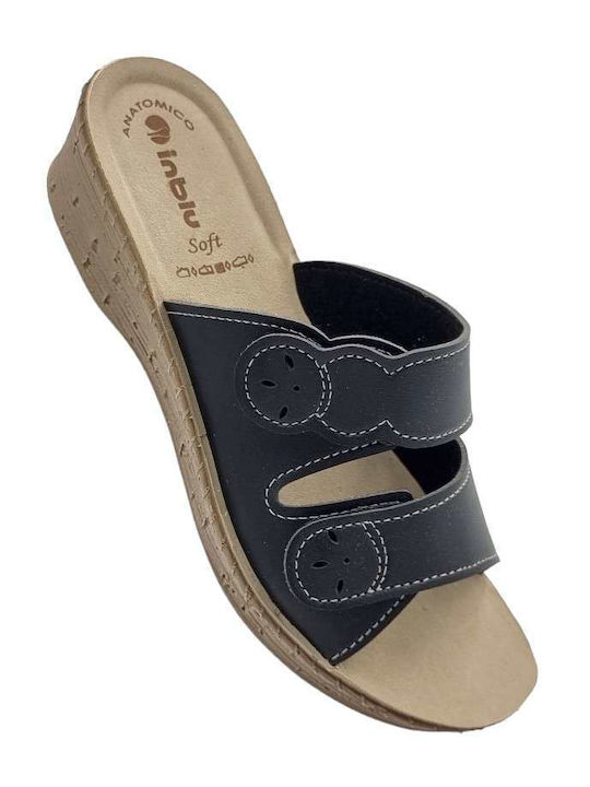 Women's Flat Sandals in Black Color