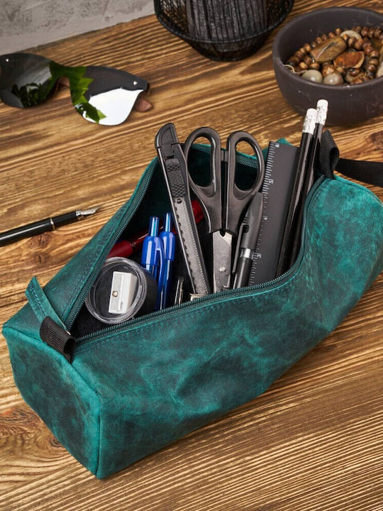 Toiletry Bag in Green color
