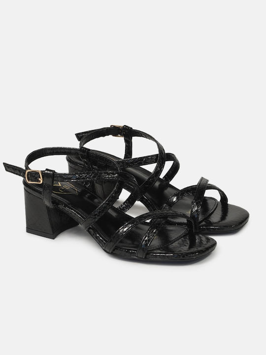 Sandals with Crisscross Straps Design Black