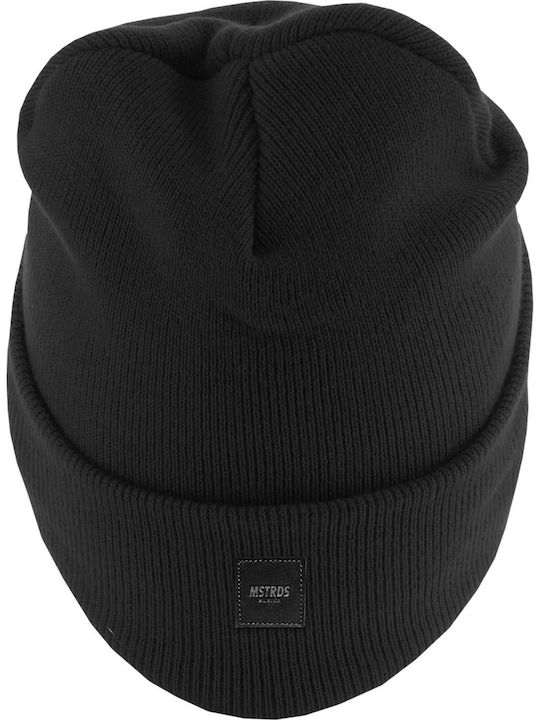 Beanie Beanie Knitted in Black color