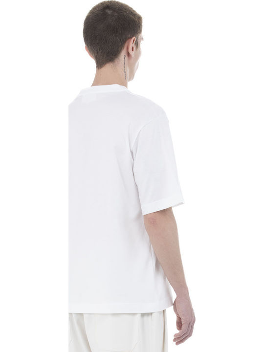 T-shirt White