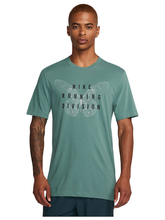 green nike running shirt