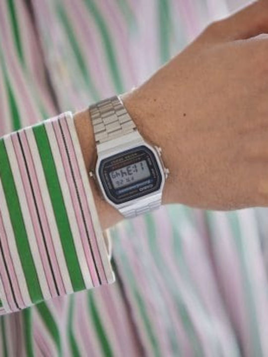 Casio Ψηφιακό Ανδρικό Ρολόι Χρονογράφος Μπαταρίας με Ασημί Μεταλλικό Μπρασελέ