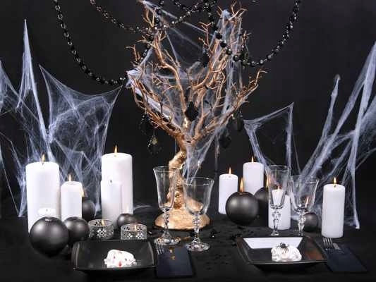 Decorative Spider Web Set Zola 2 Figurines Included Realistic Look White