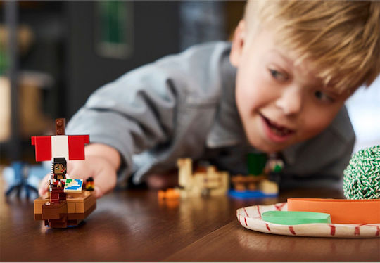 LEGO Minecraft Пиратското Корабно Пътешествие за 8+ Години